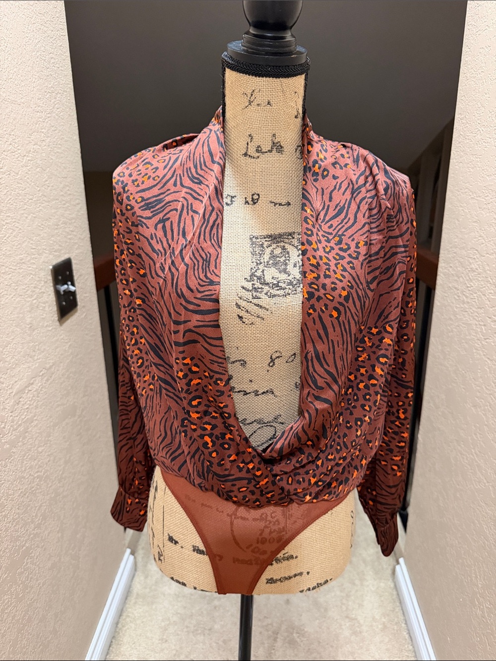 Astr Brown and Orange Animal-Print Satin Wrap Bodysuit NWOT - Picture 7 of 10